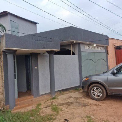 villa dallée 3 chambres sur démi lot avec plan simple